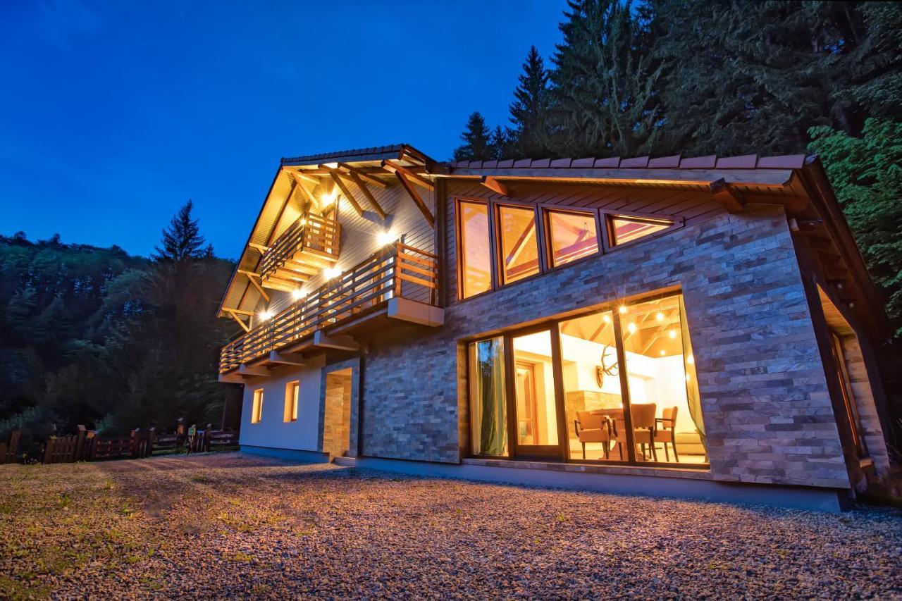Chiba Chalet Timișu de Jos Esterno foto