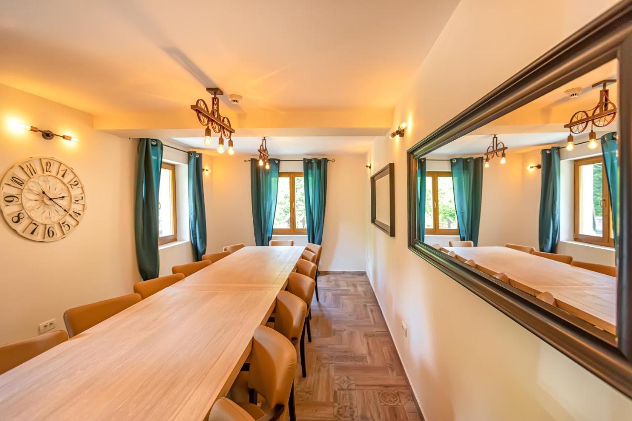 Chiba Chalet Timișu de Jos Esterno foto