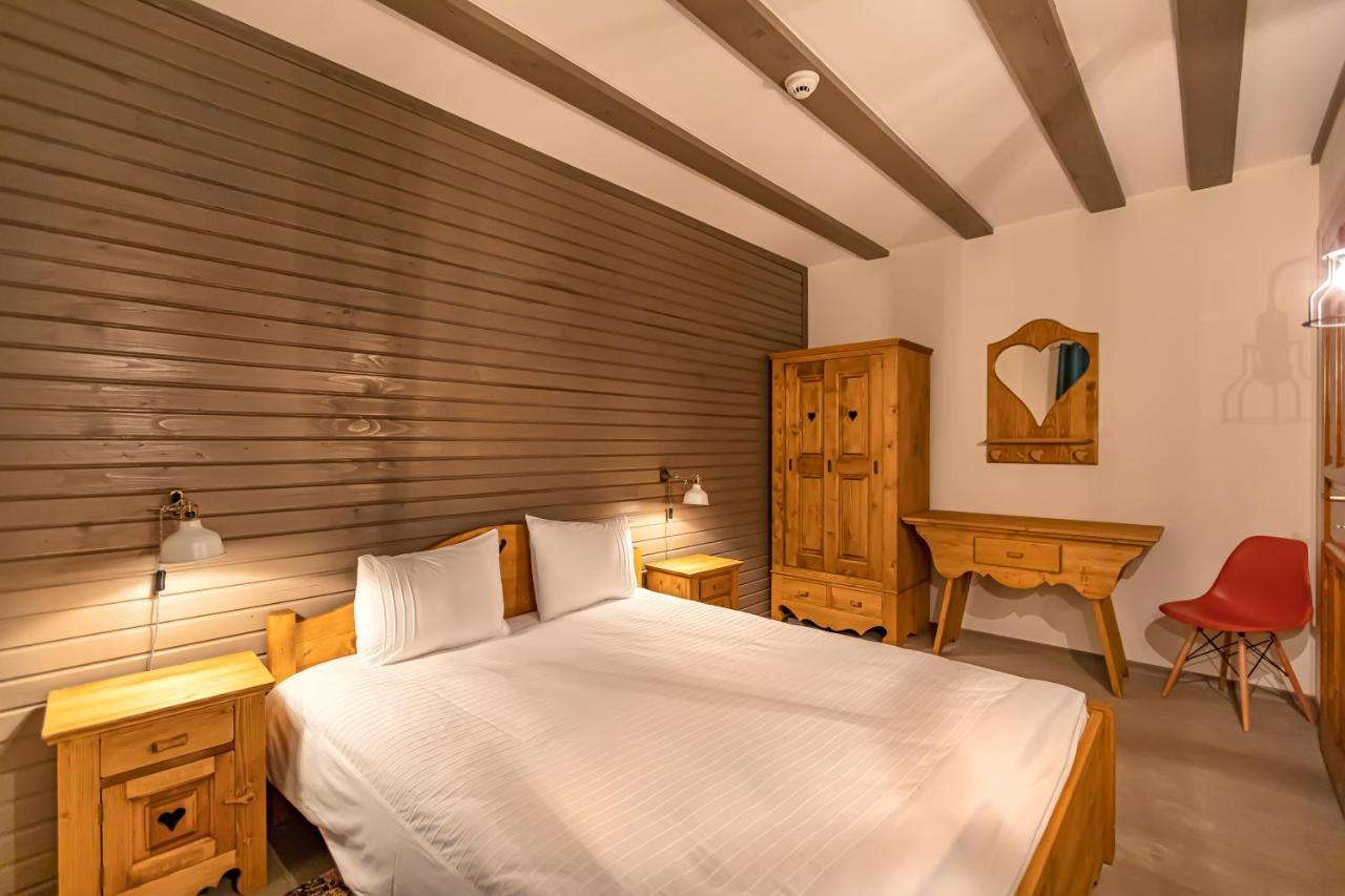 Chiba Chalet Timișu de Jos Esterno foto